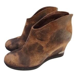 Donald J Pliner Sz 6 Ankle Boots Booties Saddle Brown Suede DAFNE-81 Cabincore